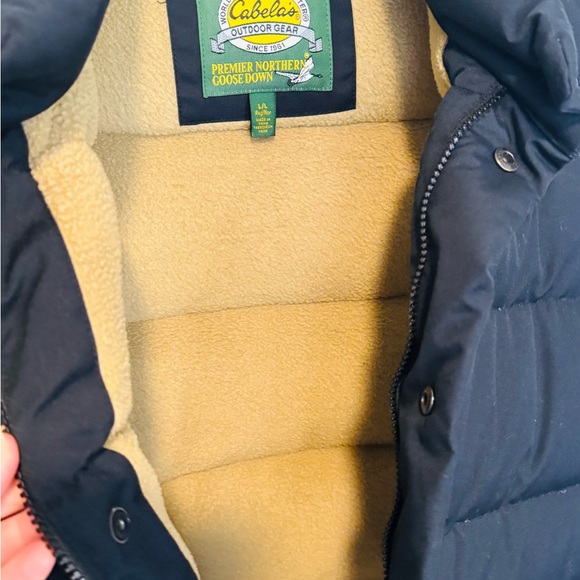 Cabela's Dark Blue Quilted Vest - Picture 7 of 7